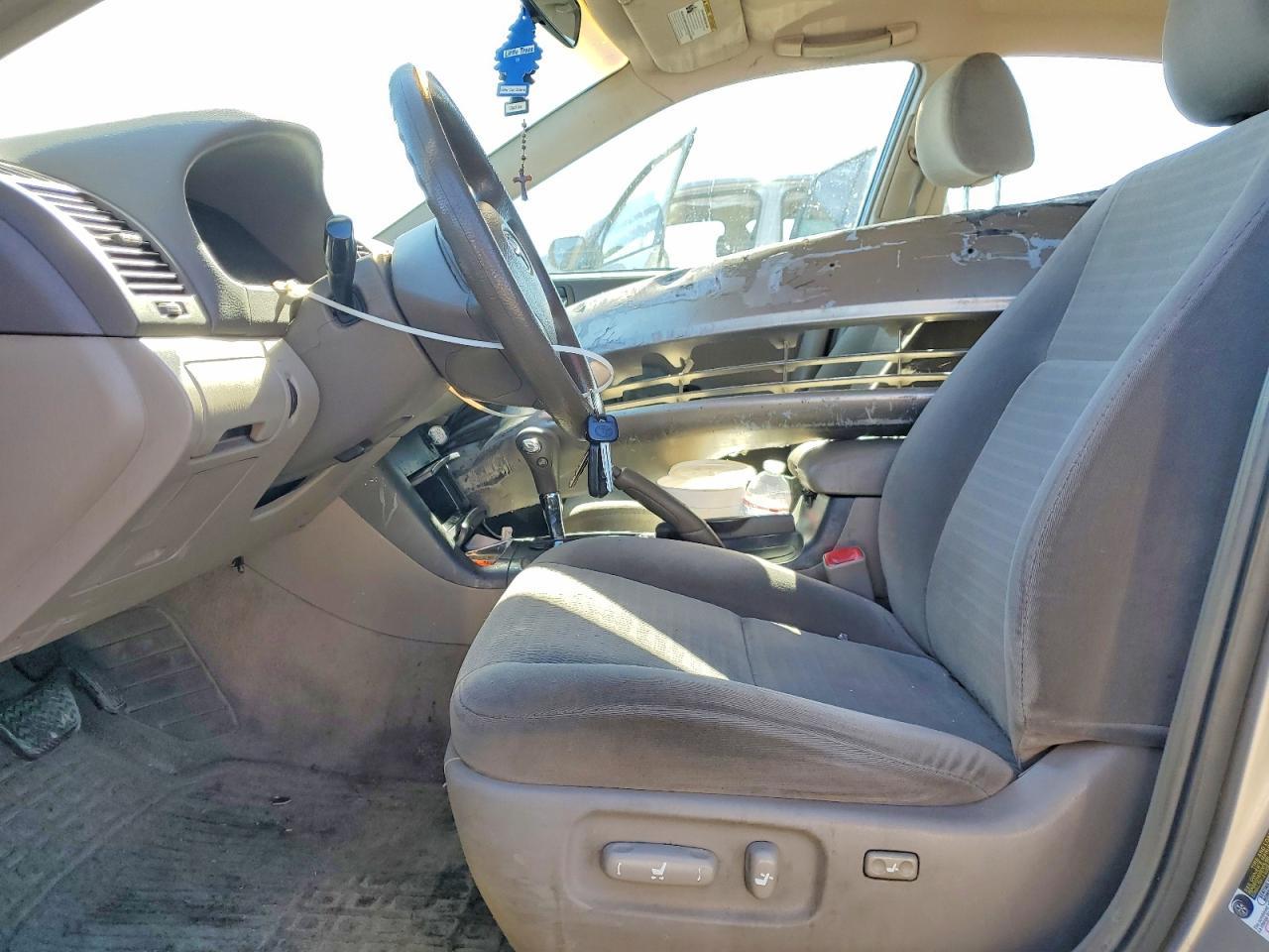 2005 TOYOTA CAMRY