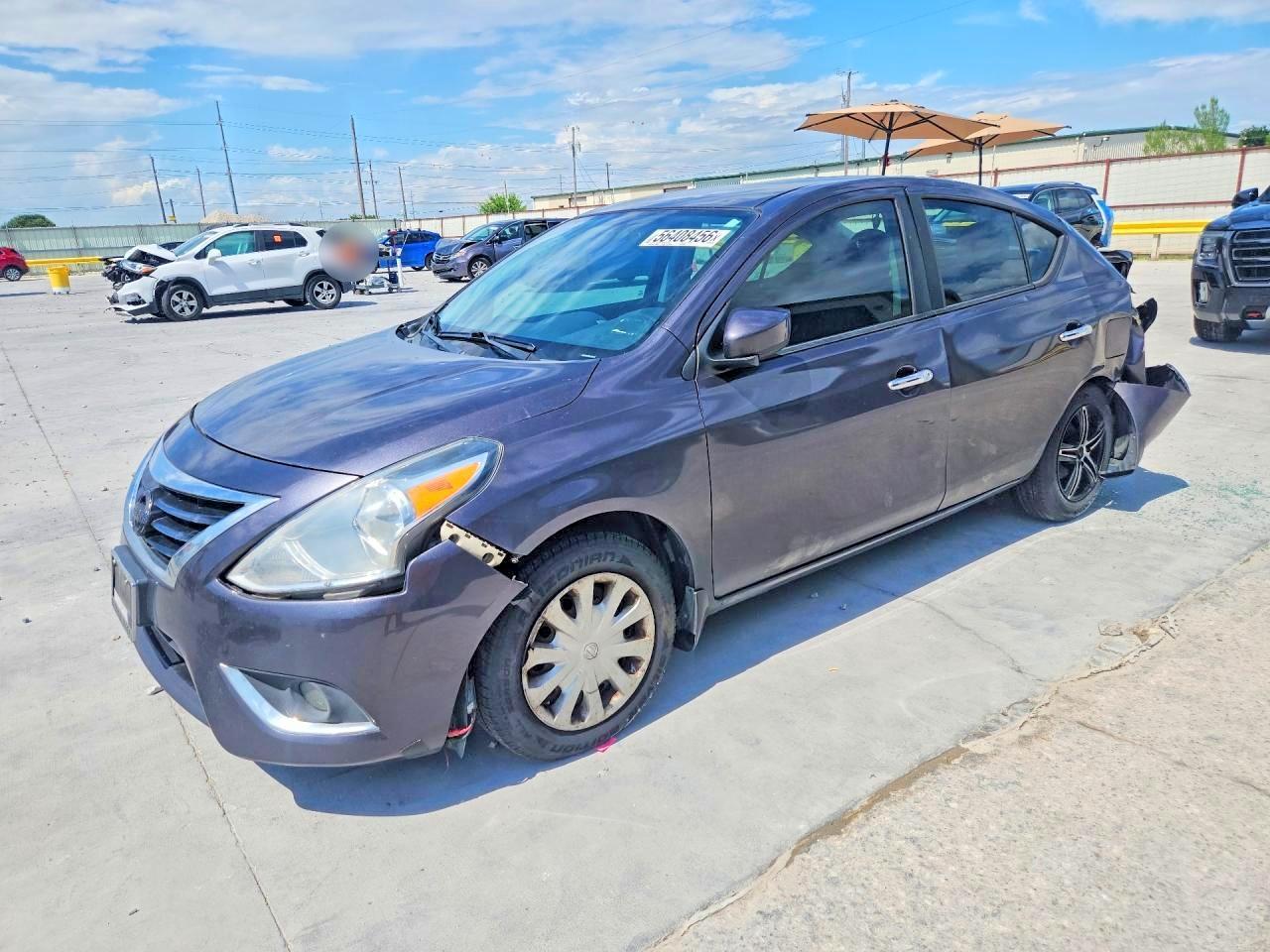 2015 NISSAN VERSA