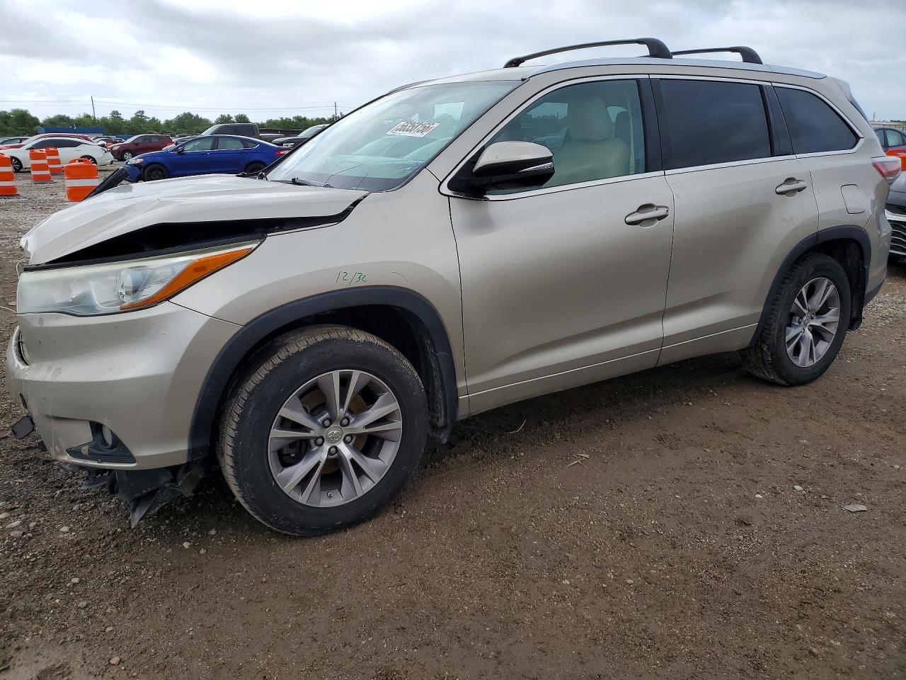 2015 TOYOTA HIGHLANDER