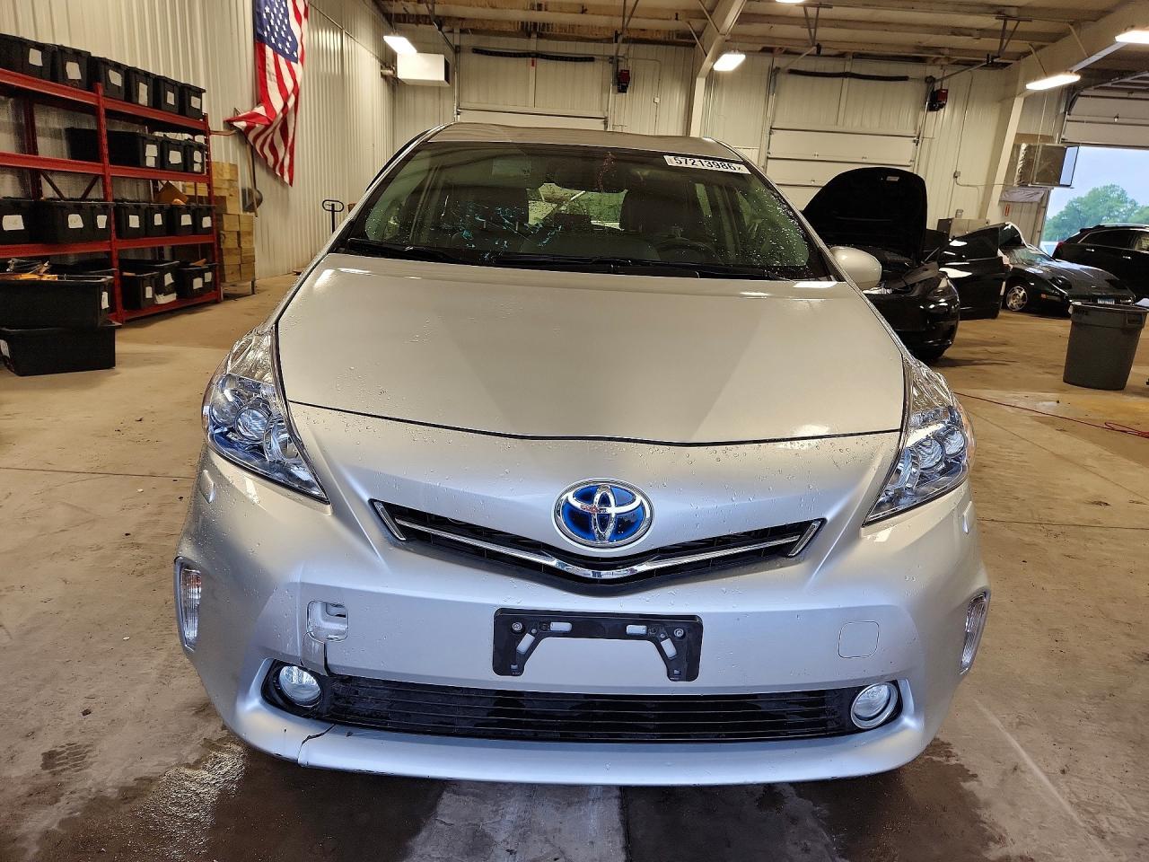 2012 TOYOTA PRIUS V