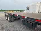 2009 CHEVROLET C8500