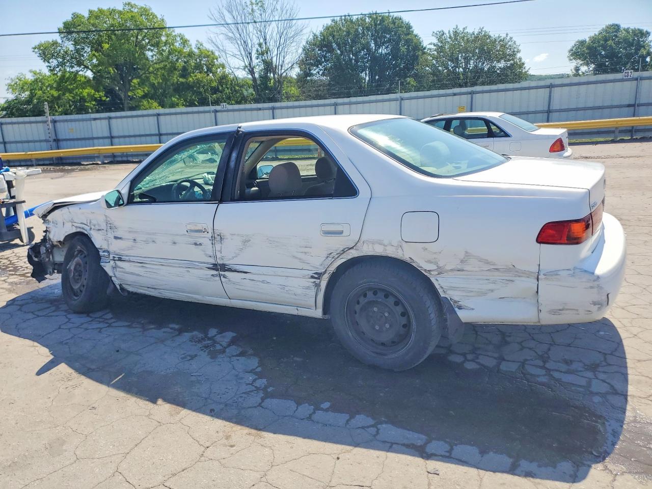 2000 TOYOTA CAMRY