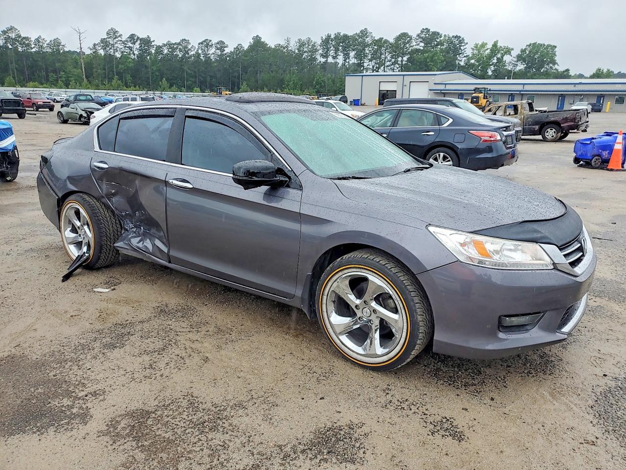 2015 HONDA ACCORD