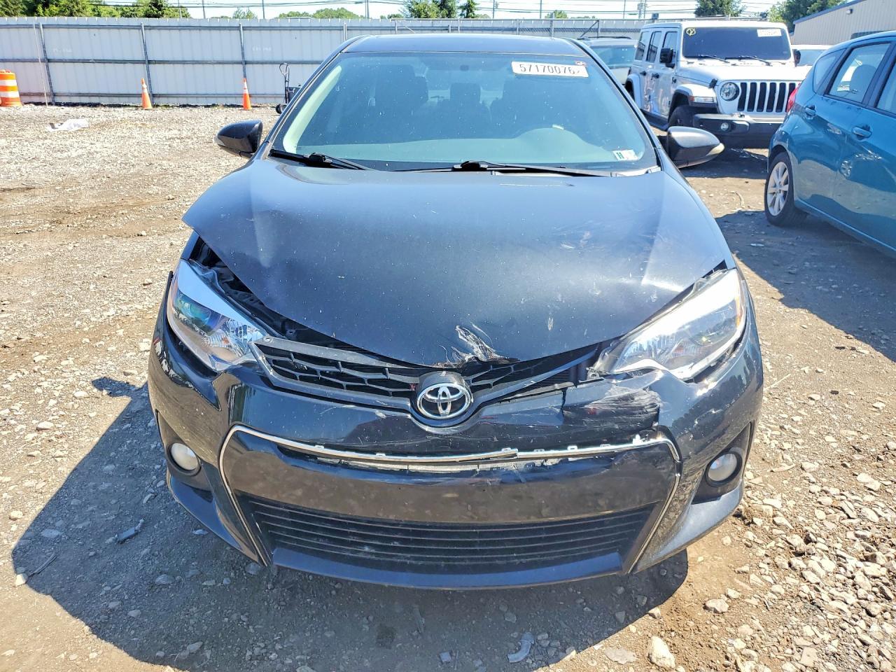 2015 TOYOTA COROLLA