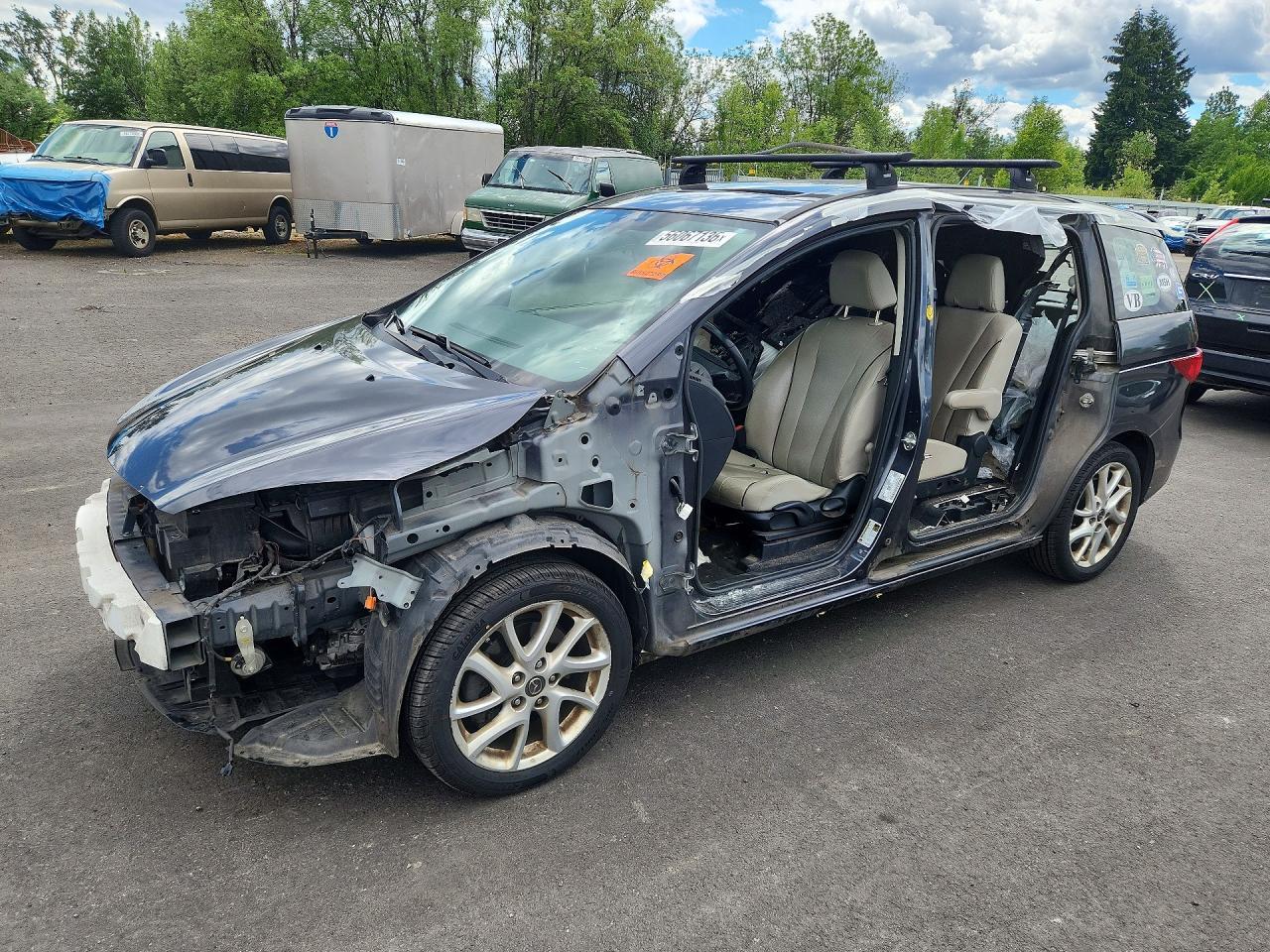 2014 MAZDA 5