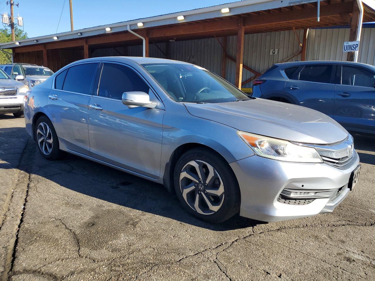 2017 HONDA ACCORD