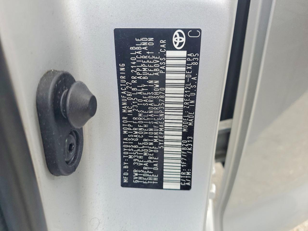 2022 TOYOTA COROLLA