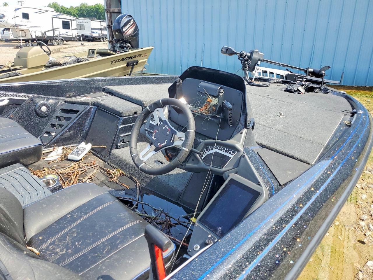 2025 Skeeter Bass Boat