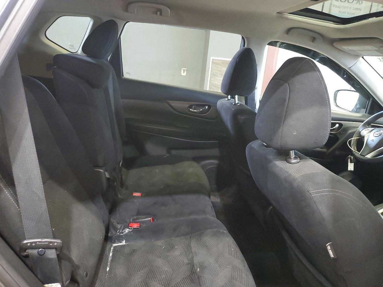 2015 NISSAN ROGUE