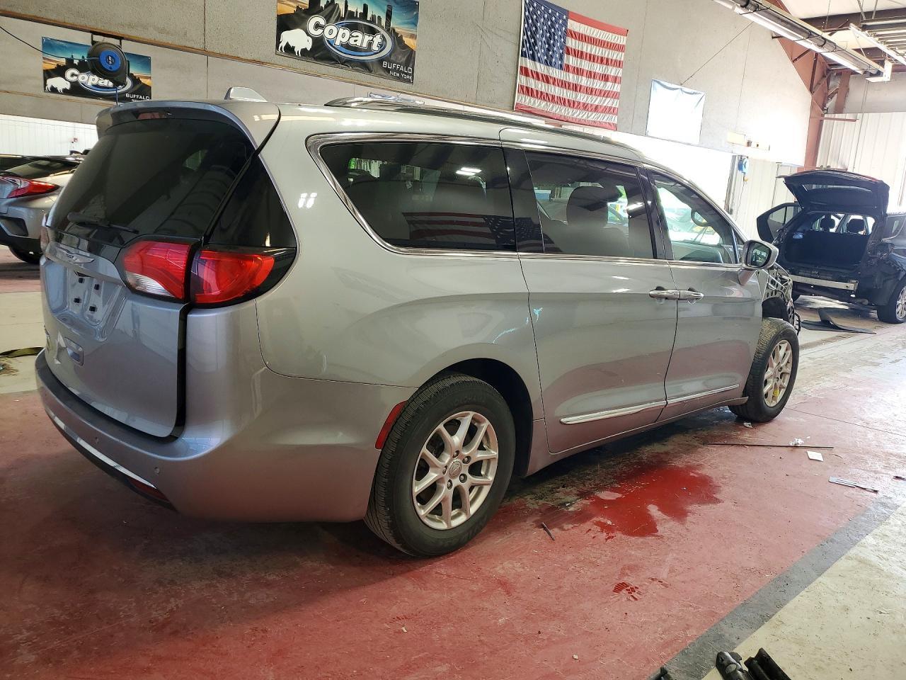 2020 CHRYSLER Pacifica