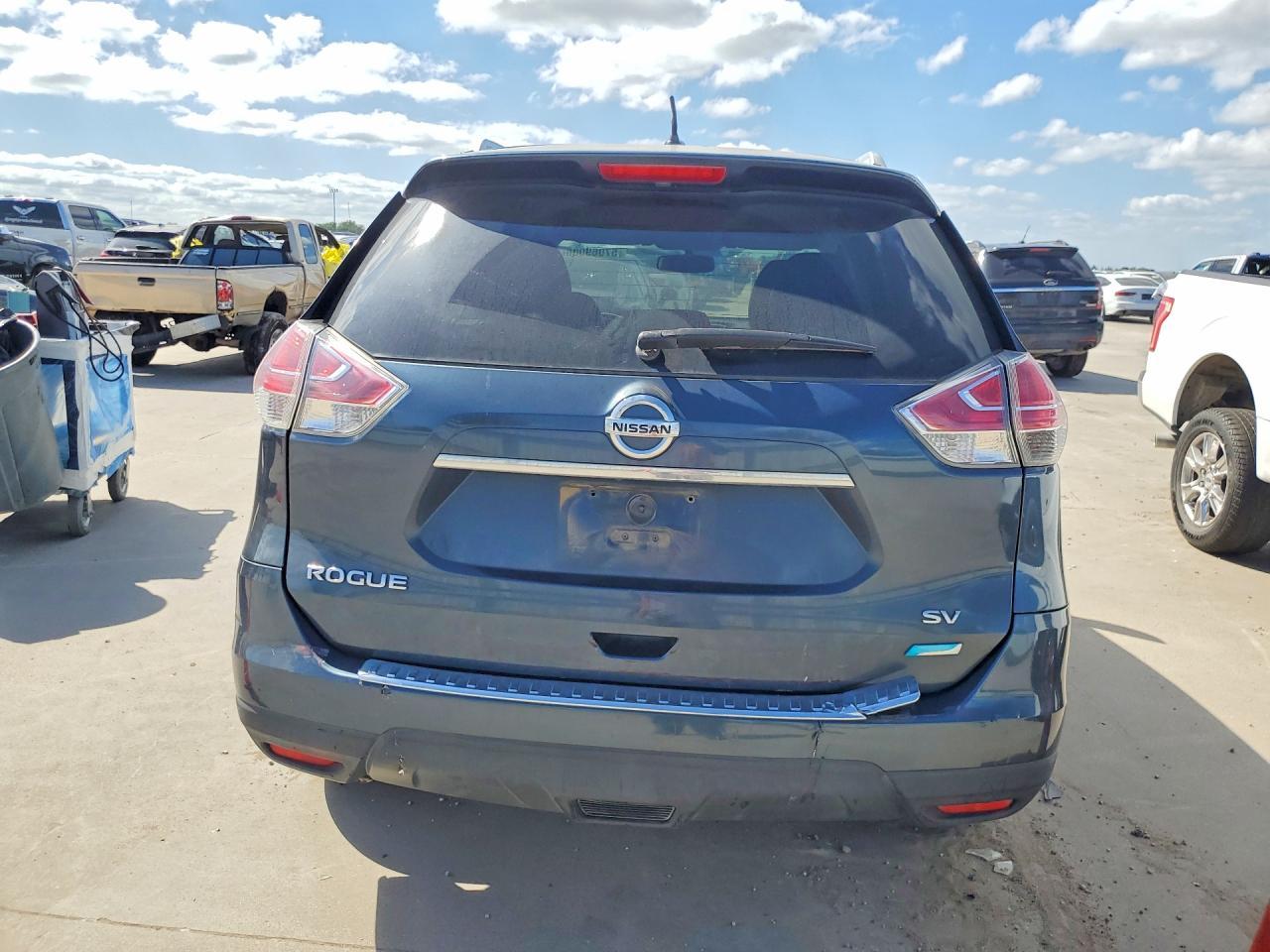 2014 NISSAN ROGUE