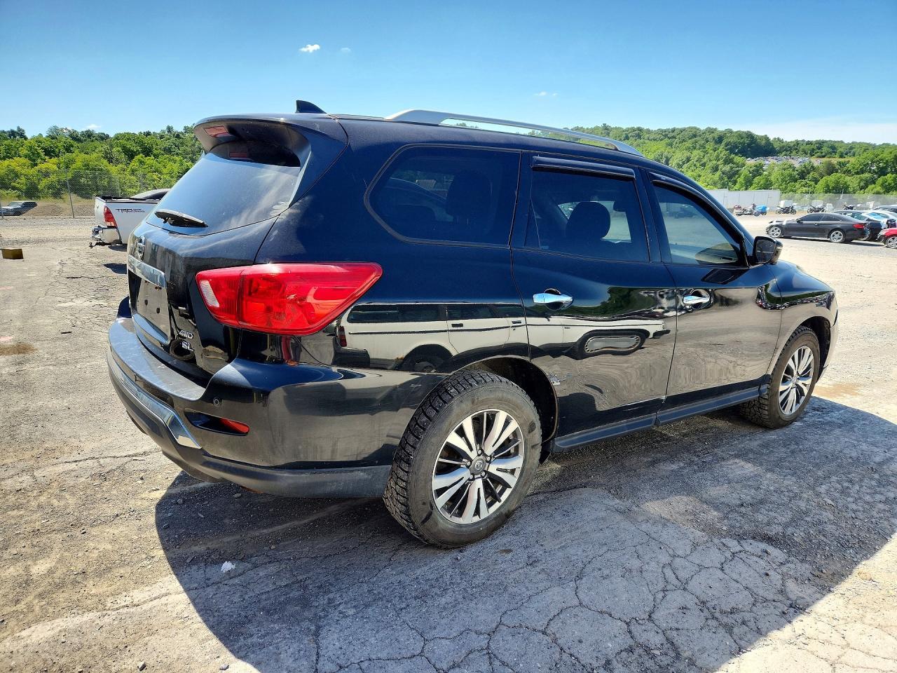 2019 NISSAN PATHFINDER