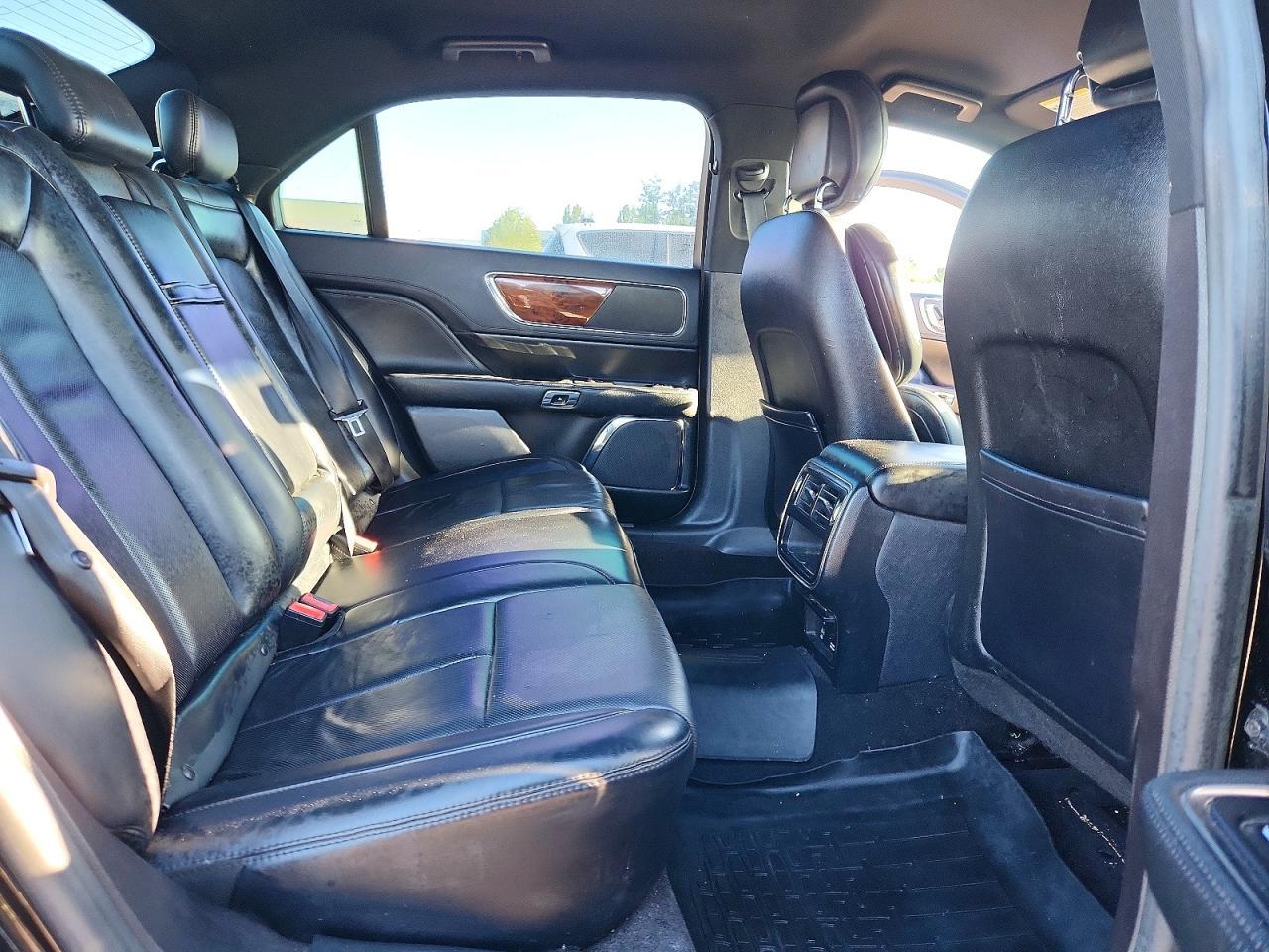 2017 LINCOLN Continental