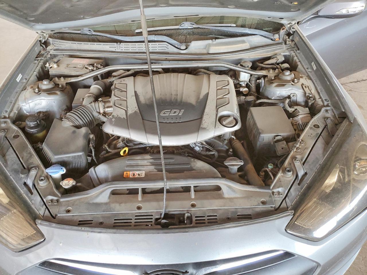 2015 HYUNDAI GENESIS