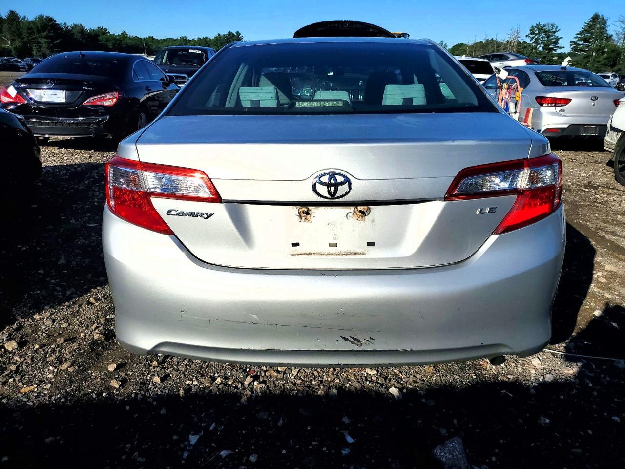 2012 TOYOTA CAMRY