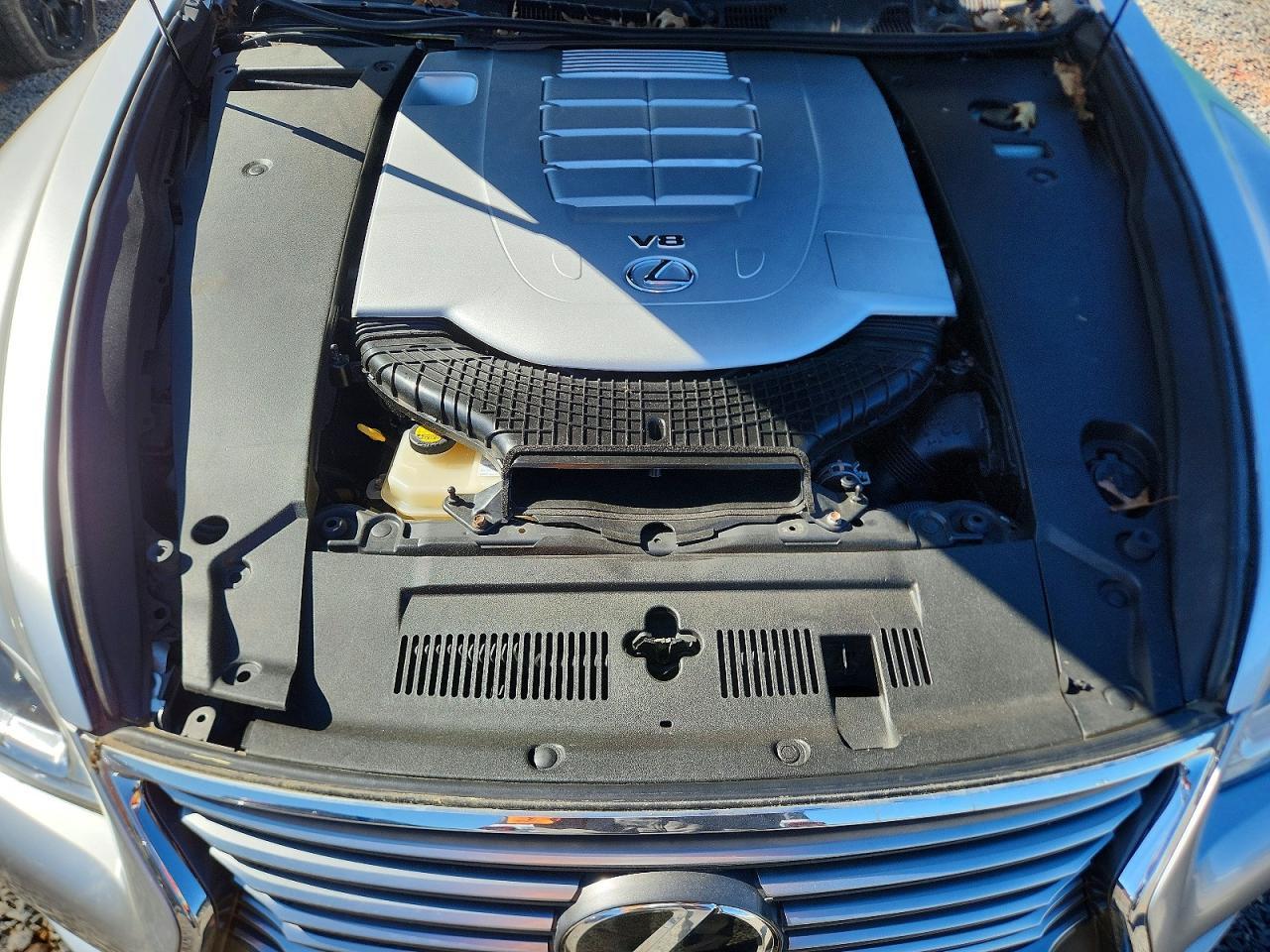 2013 LEXUS LS 460