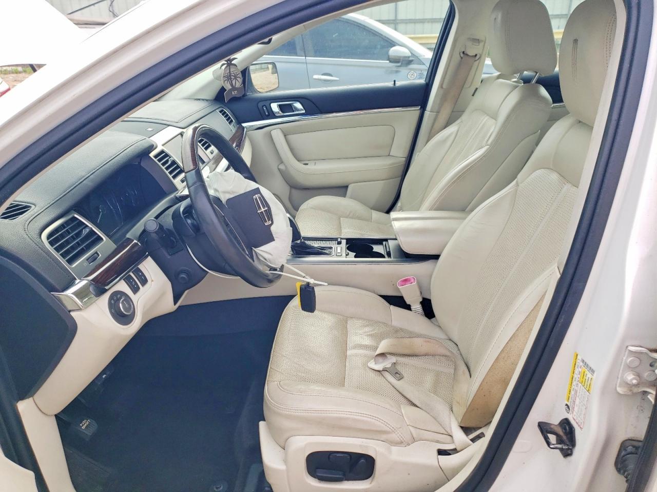 2011 LINCOLN MKS