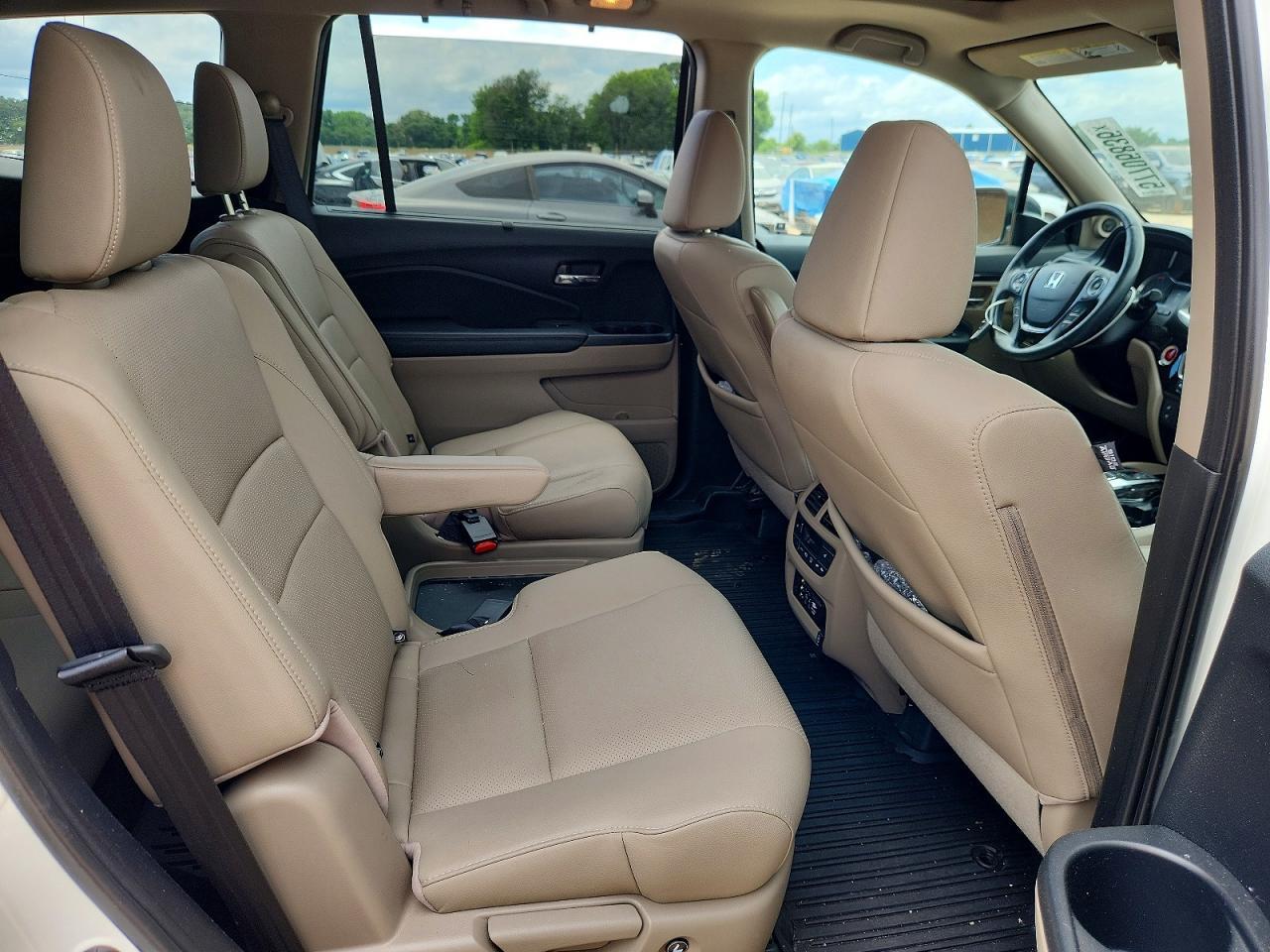 2016 HONDA PILOT