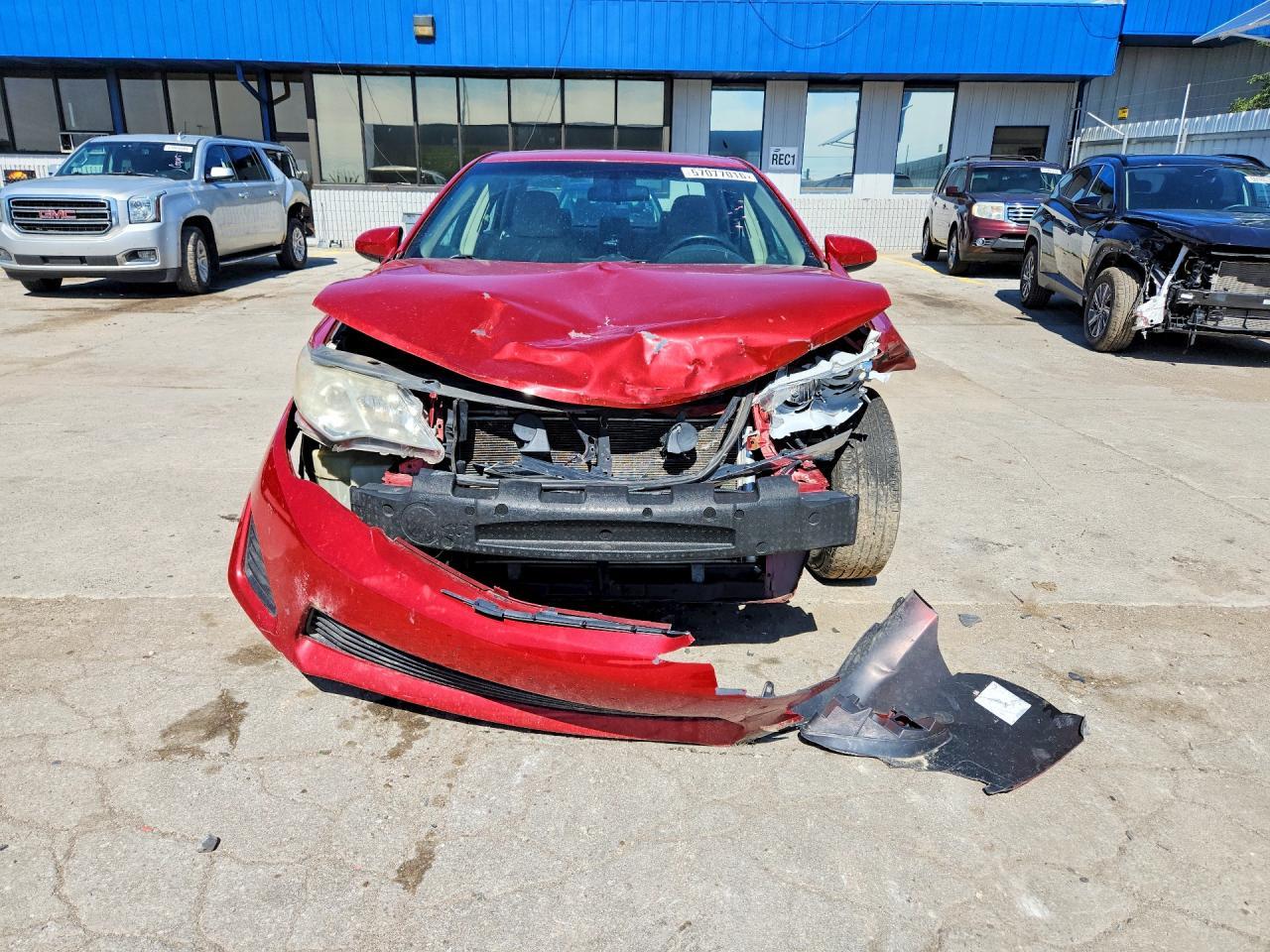 2012 TOYOTA CAMRY