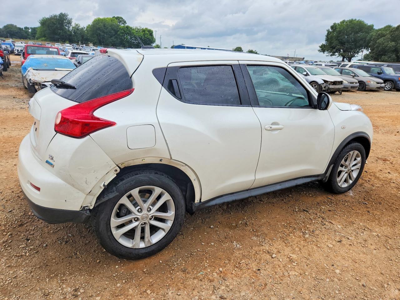 2013 NISSAN Juke