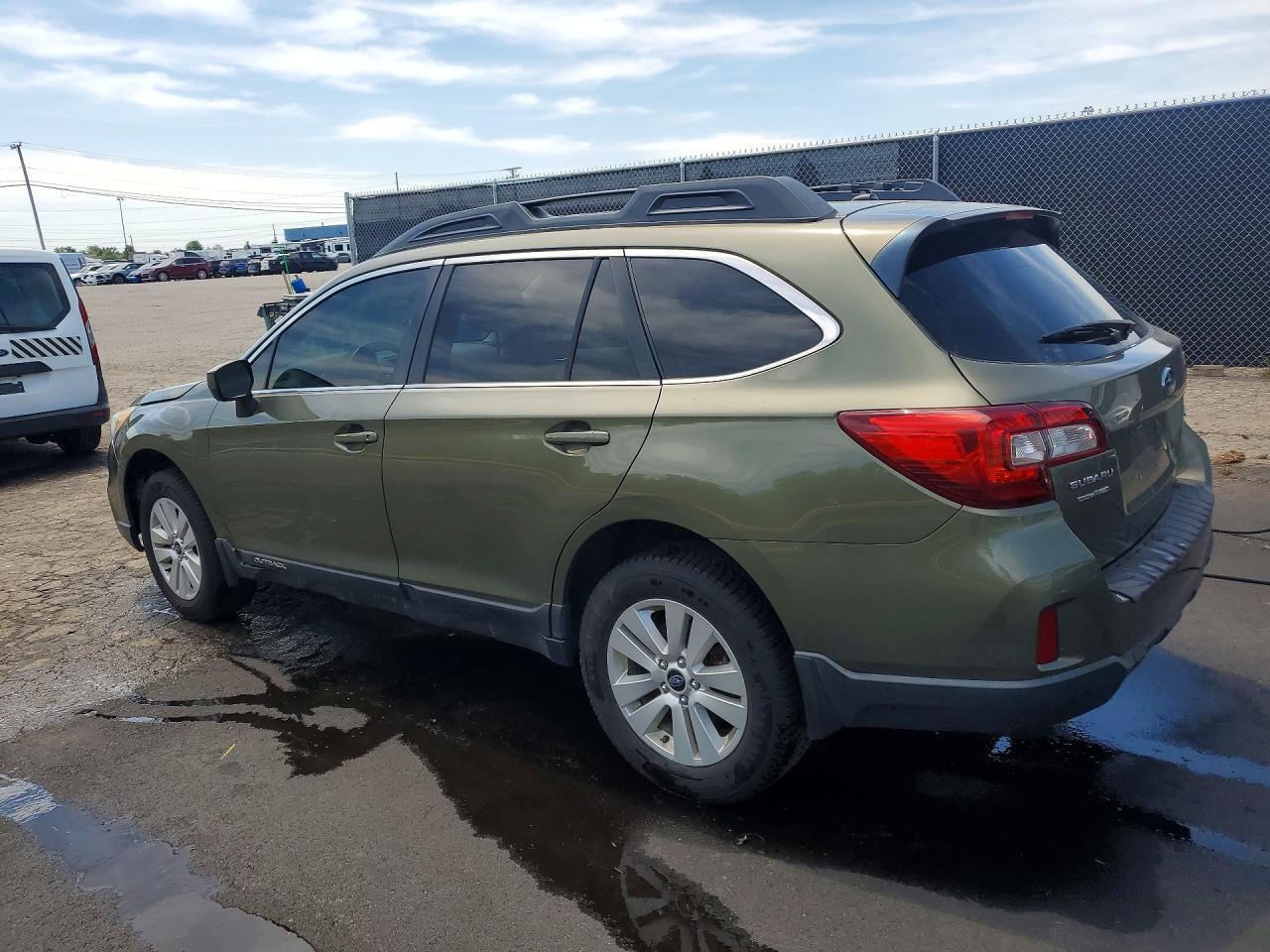 2015 SUBARU Outback