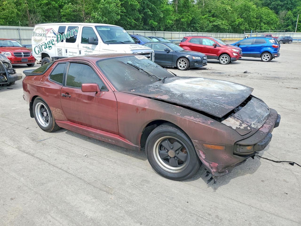 1986 PORSCHE 944