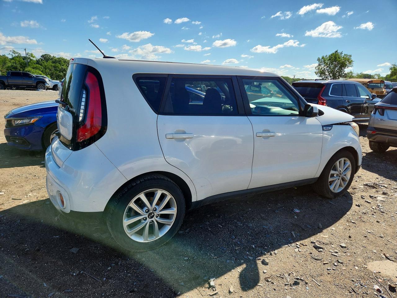 2018 KIA SOUL