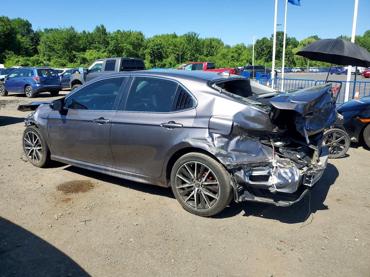 2022 TOYOTA CAMRY