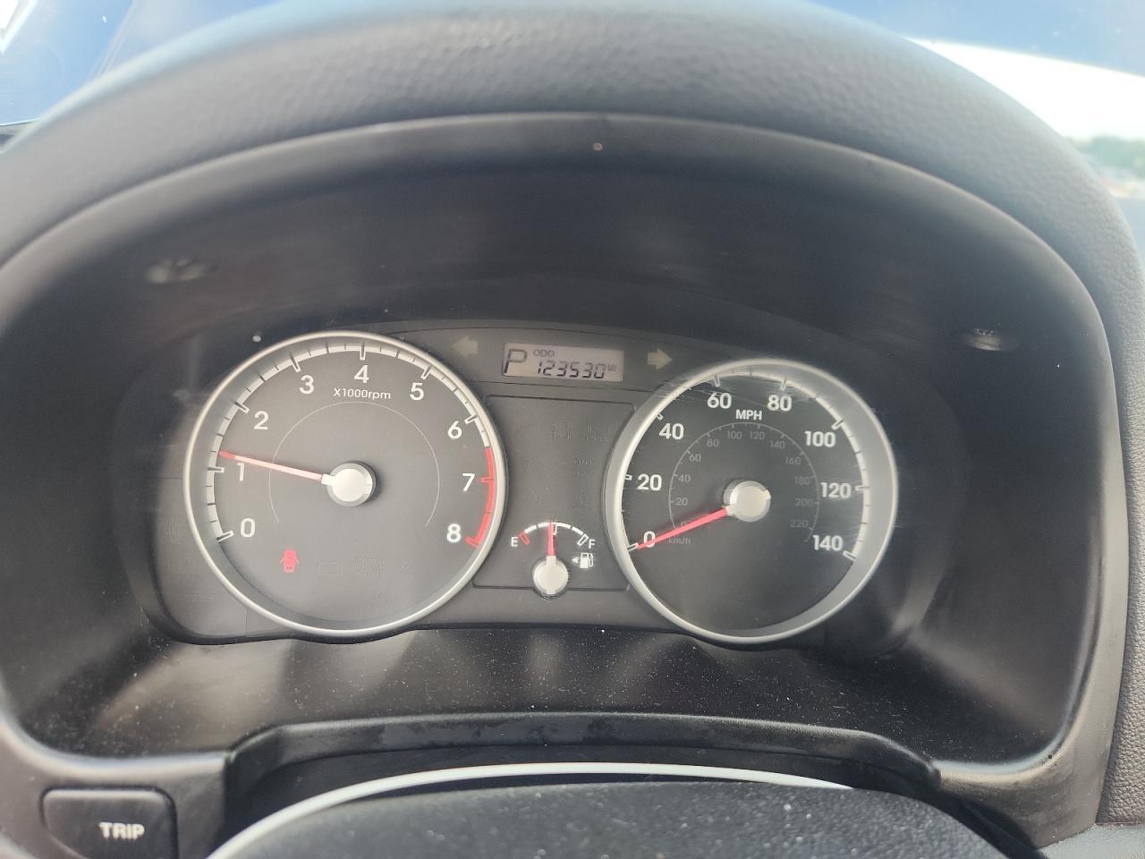 2010 HYUNDAI ACCENT