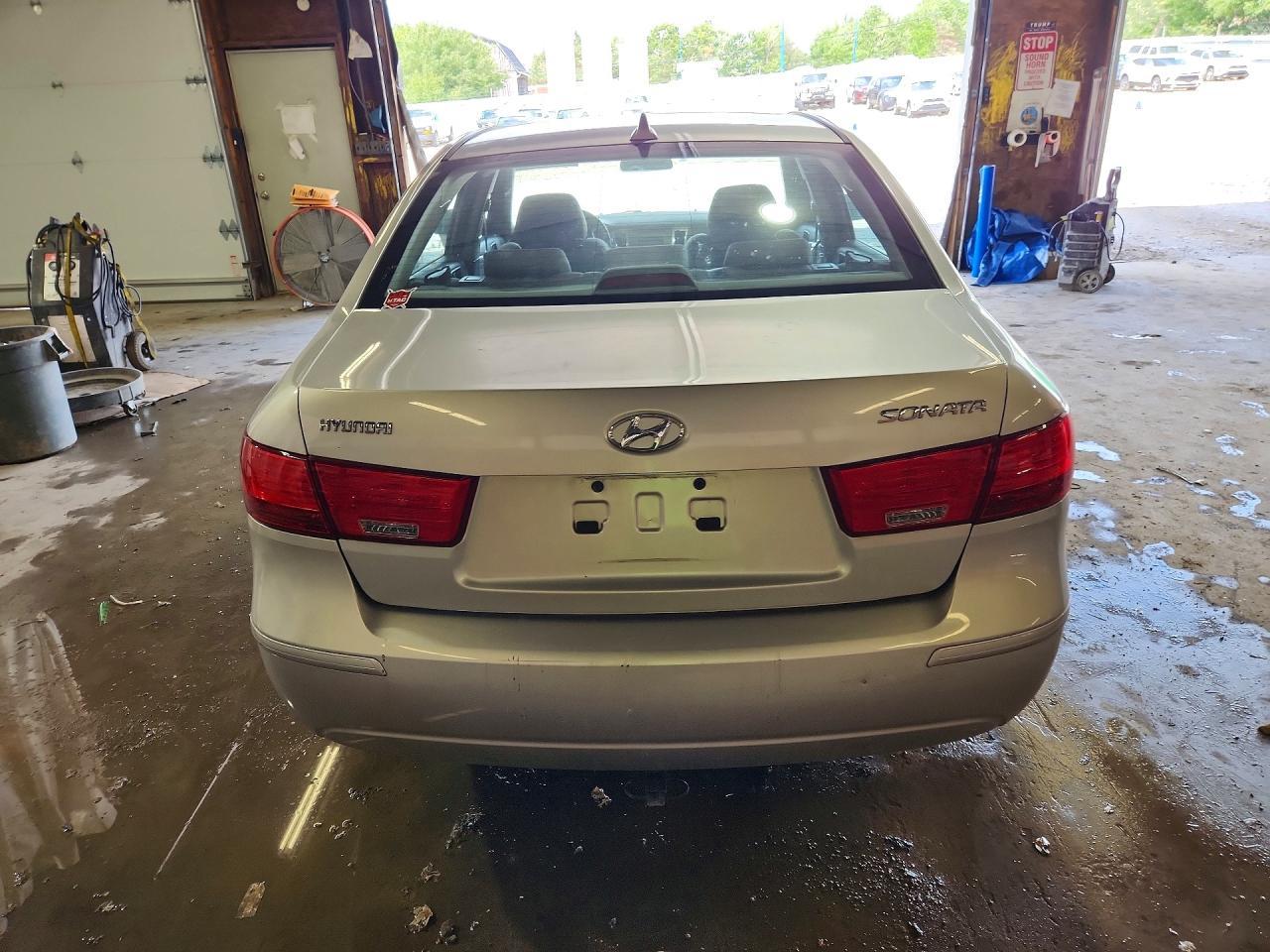 2009 HYUNDAI SONATA