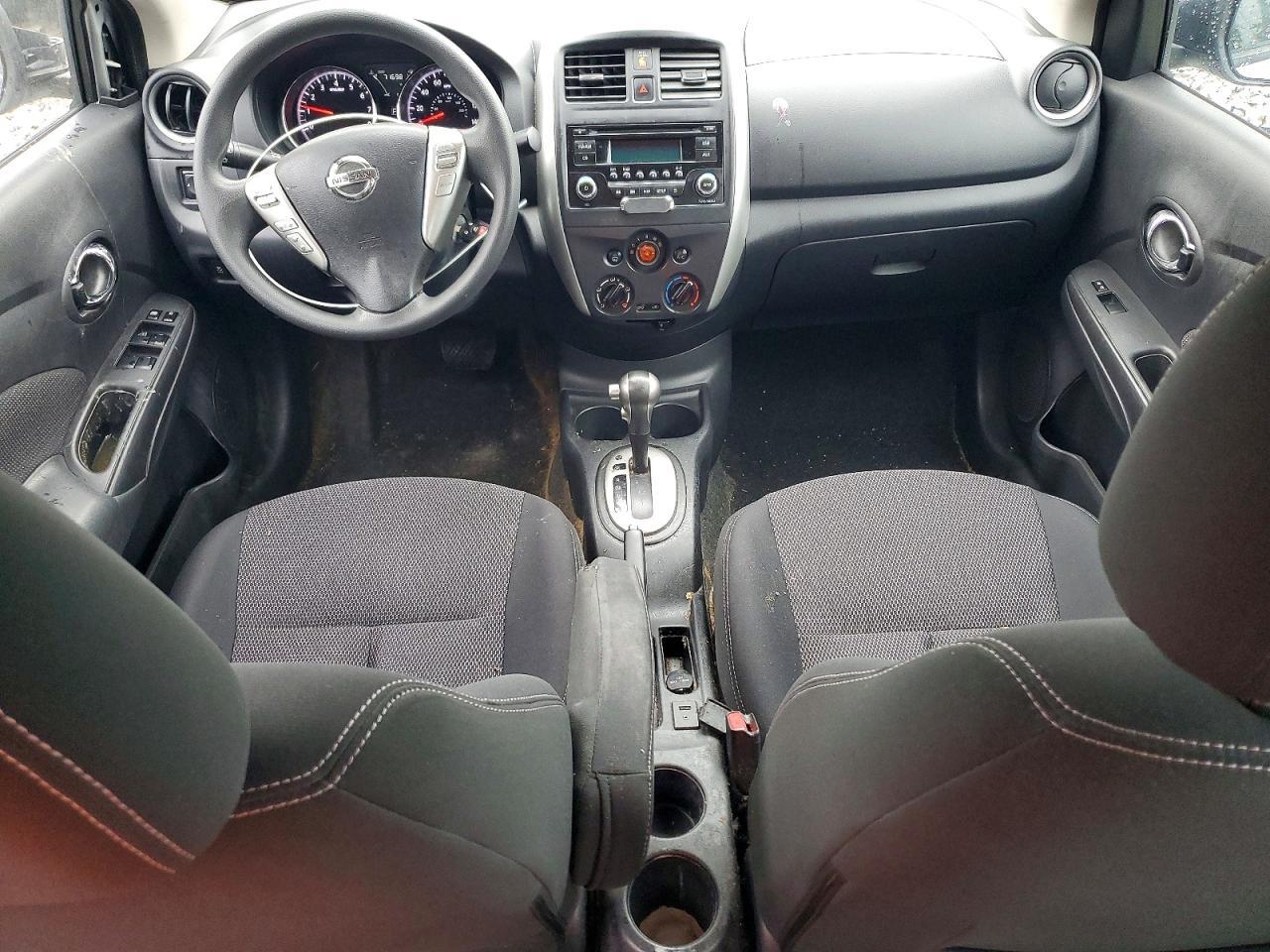 2015 NISSAN VERSA