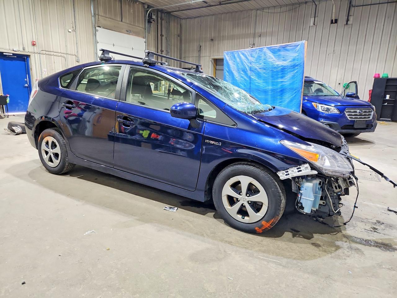2015 TOYOTA PRIUS