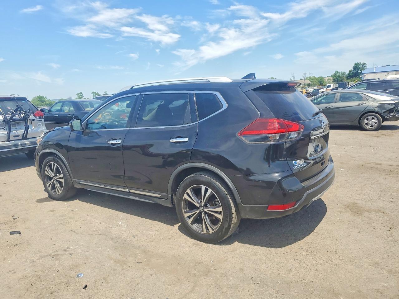 2018 NISSAN ROGUE