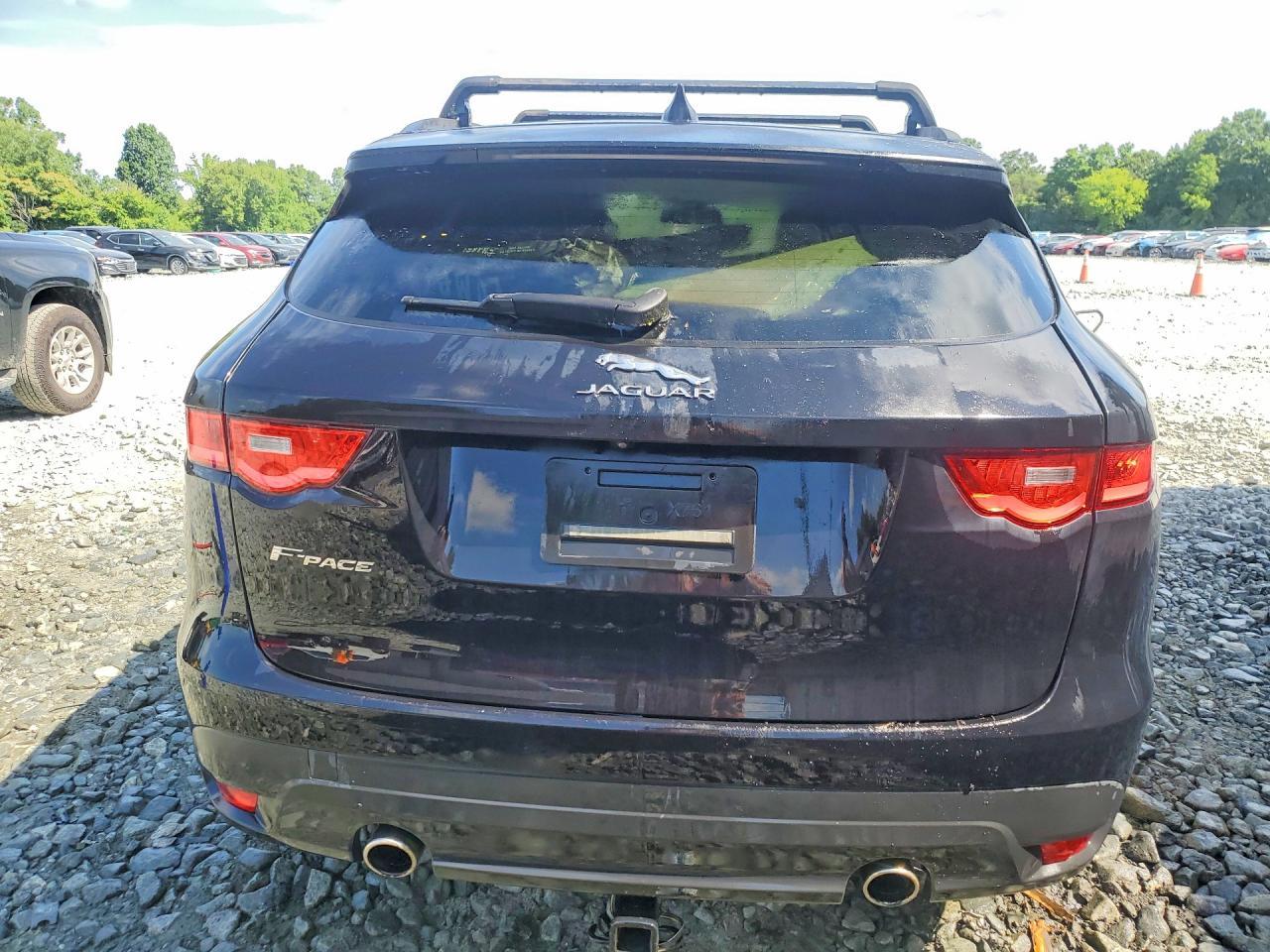 2017 JAGUAR F-Pace