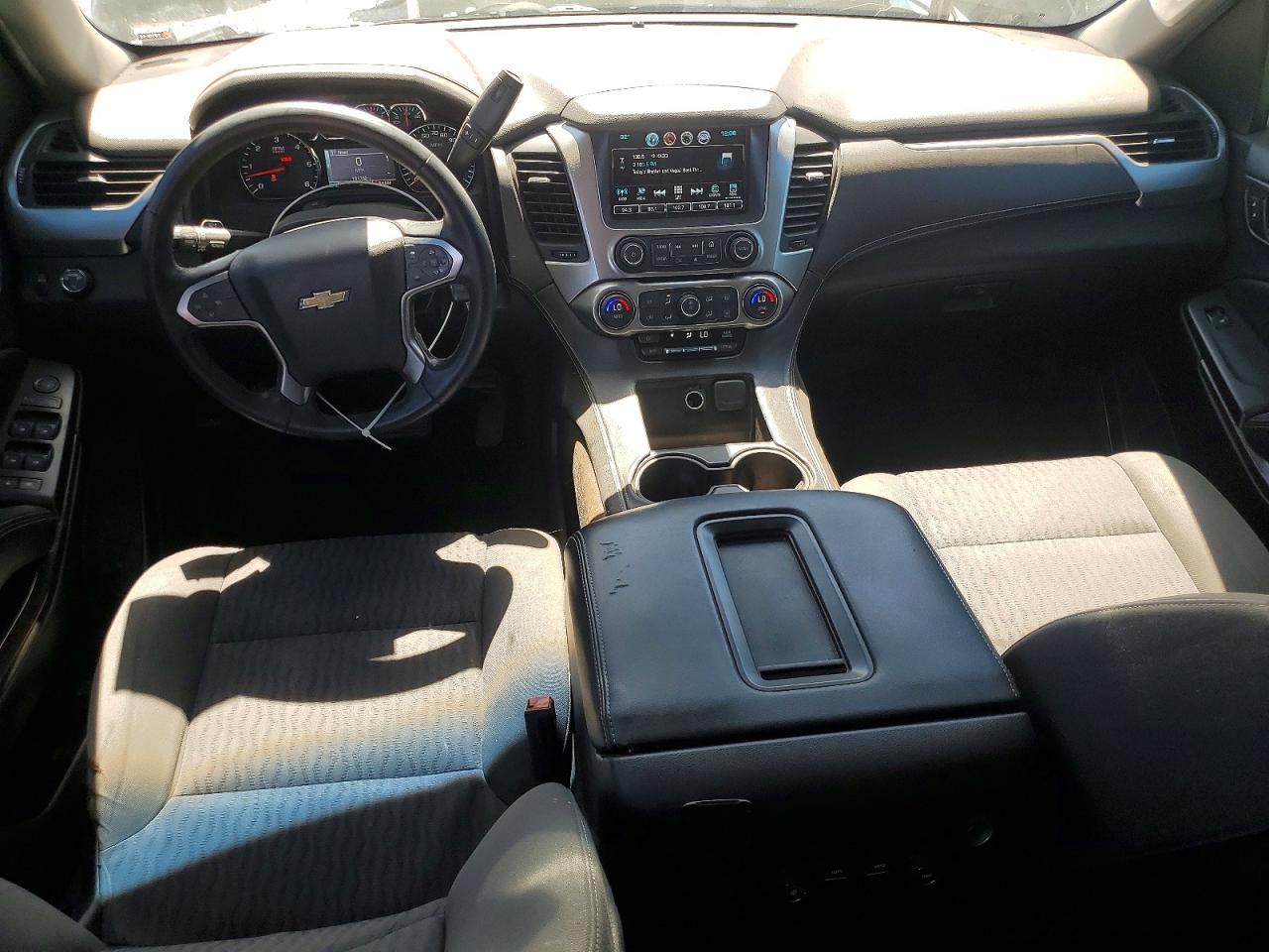 2016 CHEVROLET Suburban