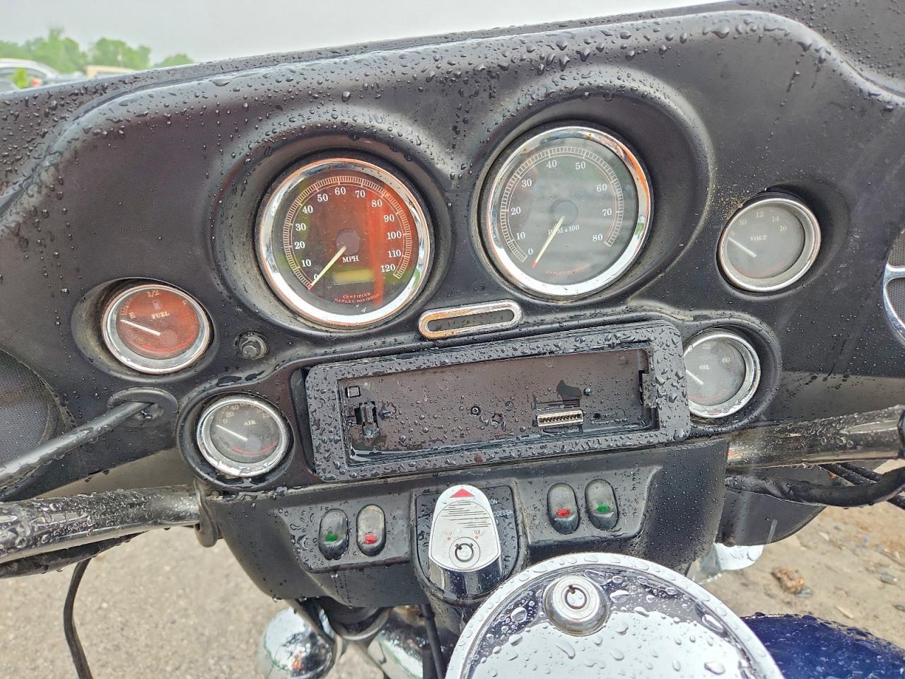 2002 HARLEY-DAVIDSON Uk