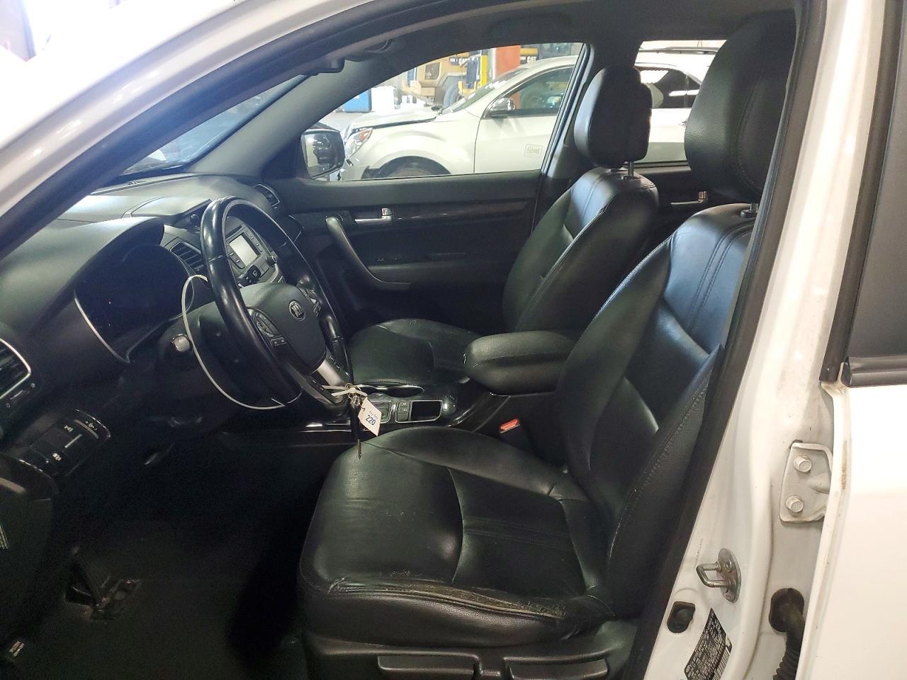 2014 KIA SORENTO