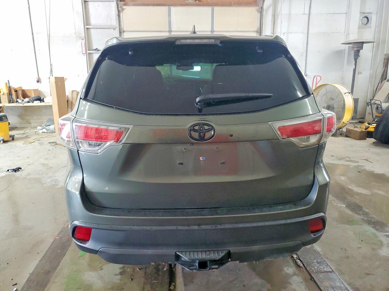 2015 TOYOTA HIGHLANDER