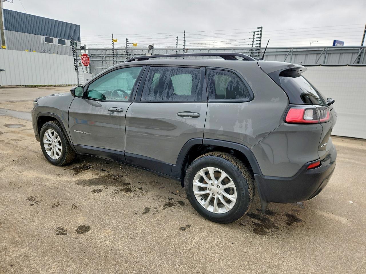 2022 JEEP CHEROKEE