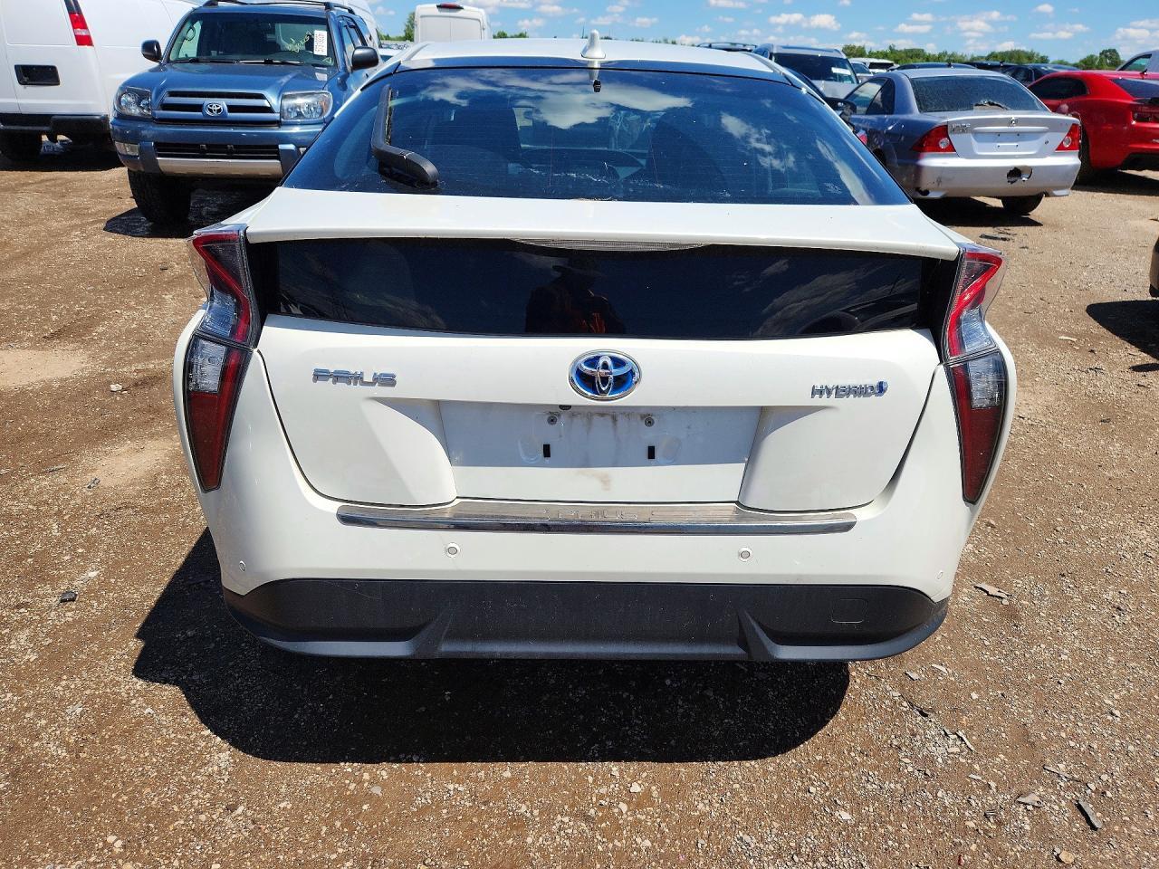 2018 TOYOTA PRIUS
