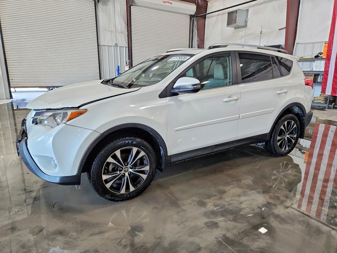 2015 TOYOTA RAV4