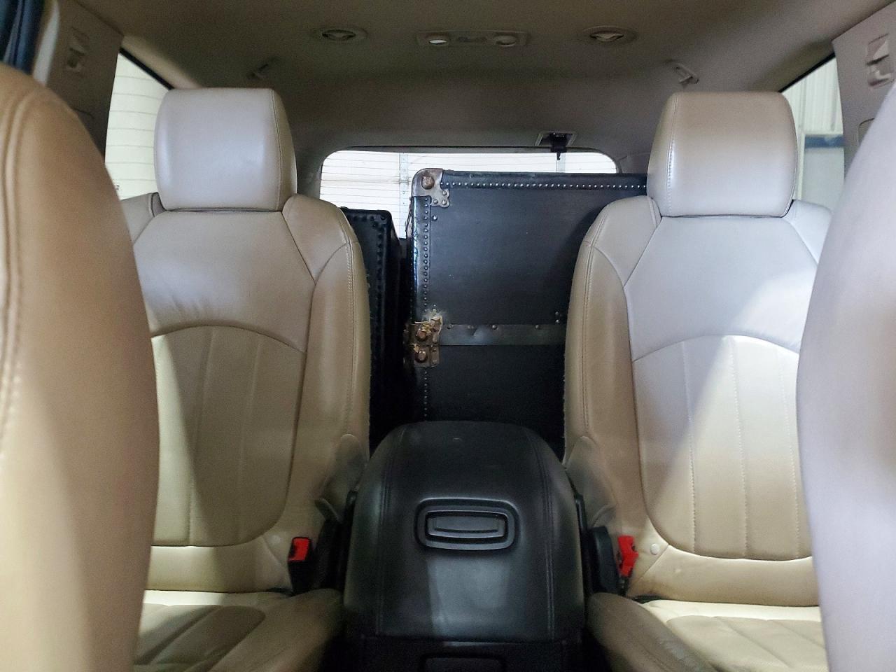 2011 CHEVROLET TRAVERSE