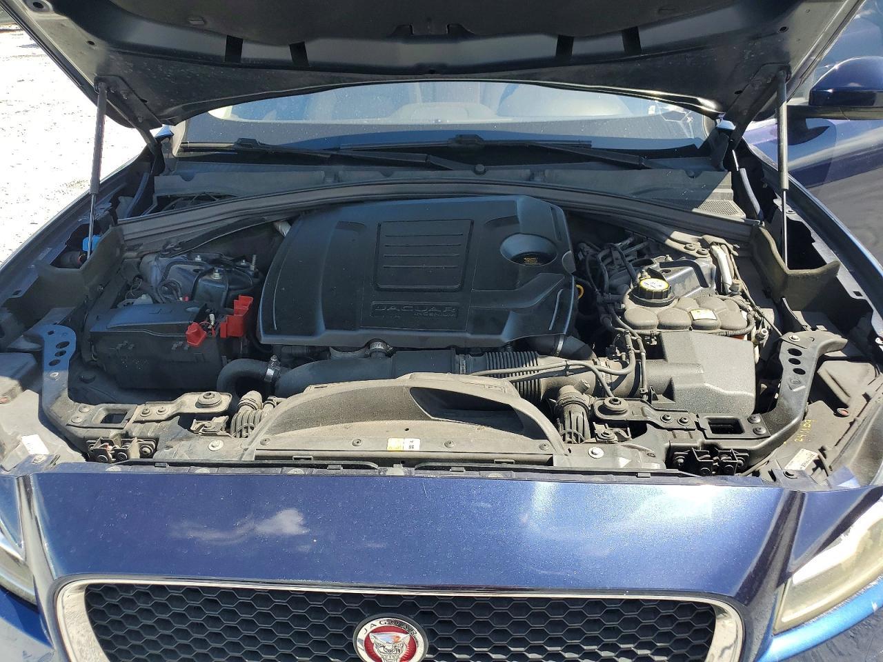 2018 JAGUAR F-Pace