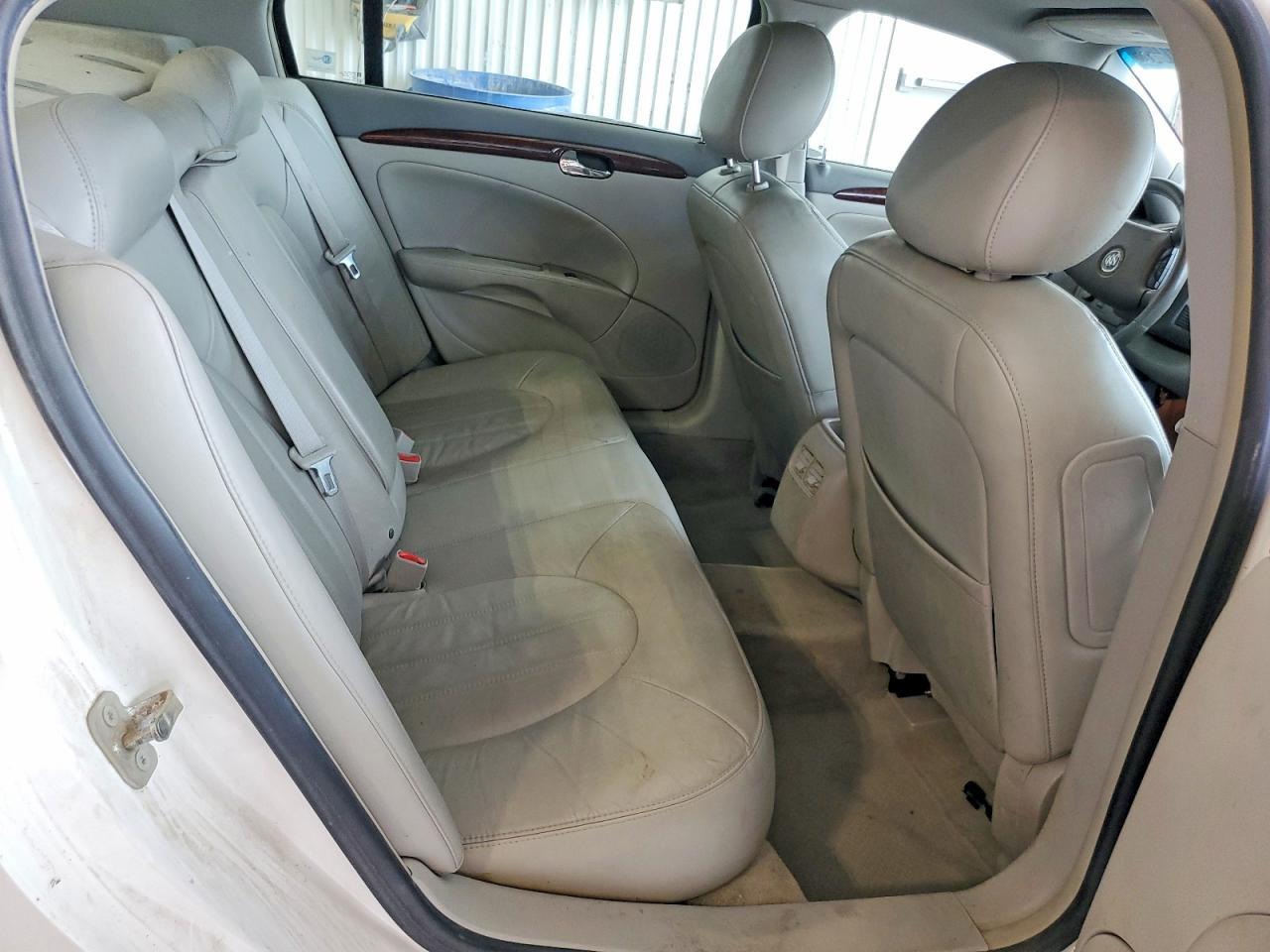 2010 BUICK Lucerne
