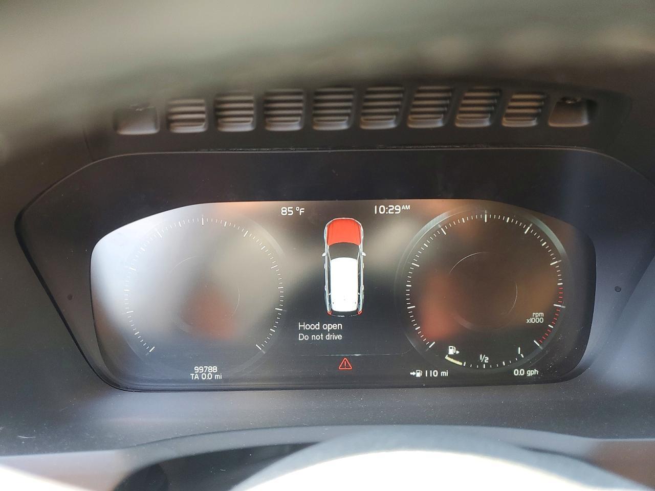 2016 VOLVO XC90