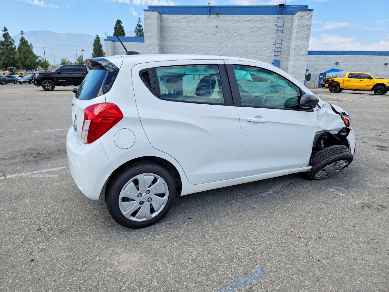 2017 CHEVROLET Spark