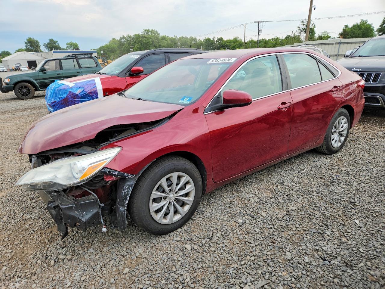 2016 TOYOTA CAMRY