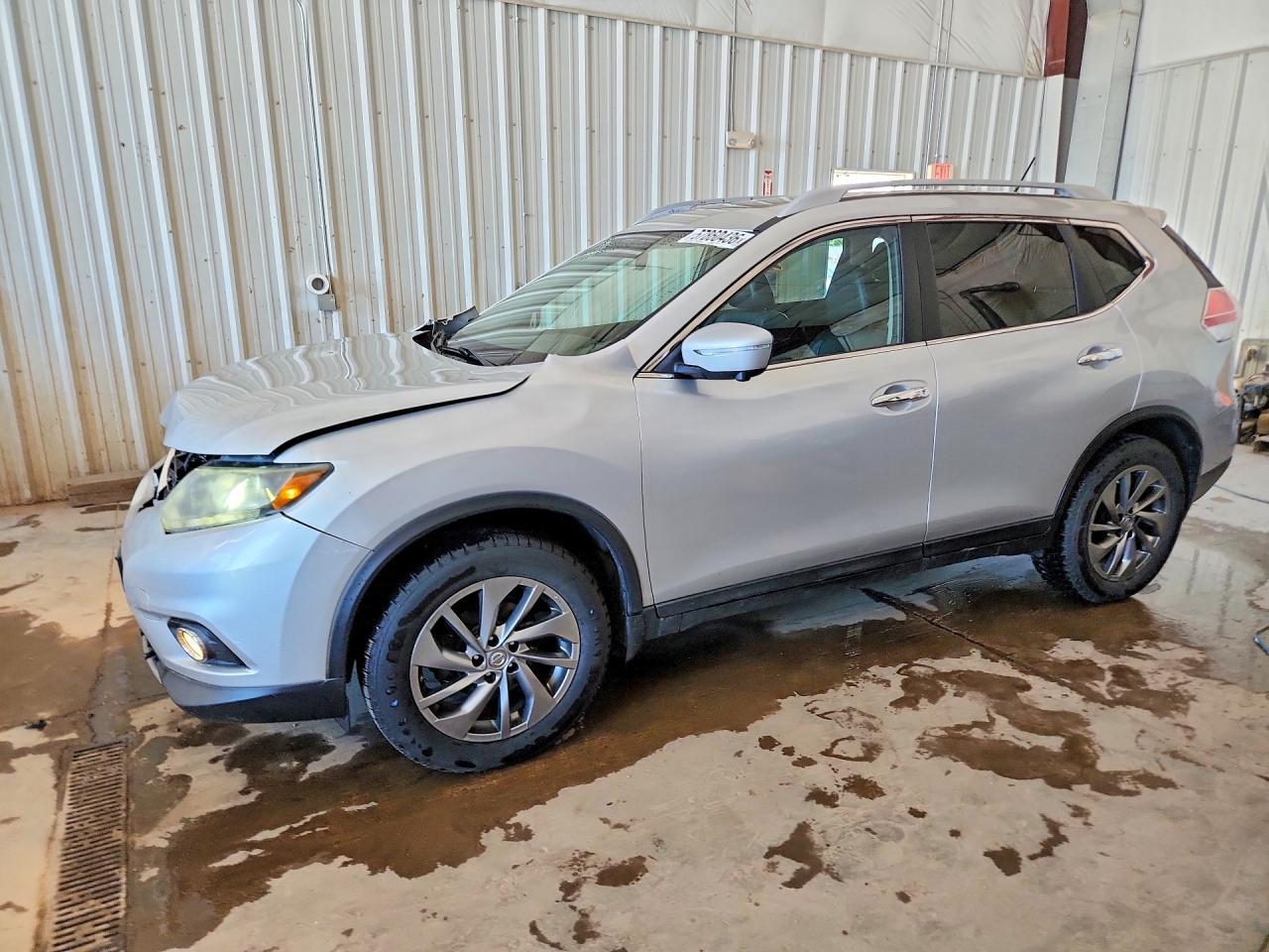 2015 NISSAN ROGUE