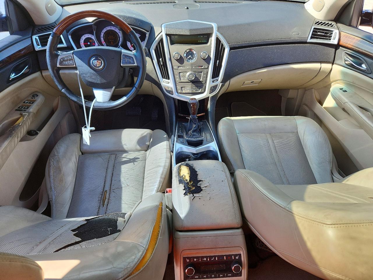 2010 CADILLAC SRX