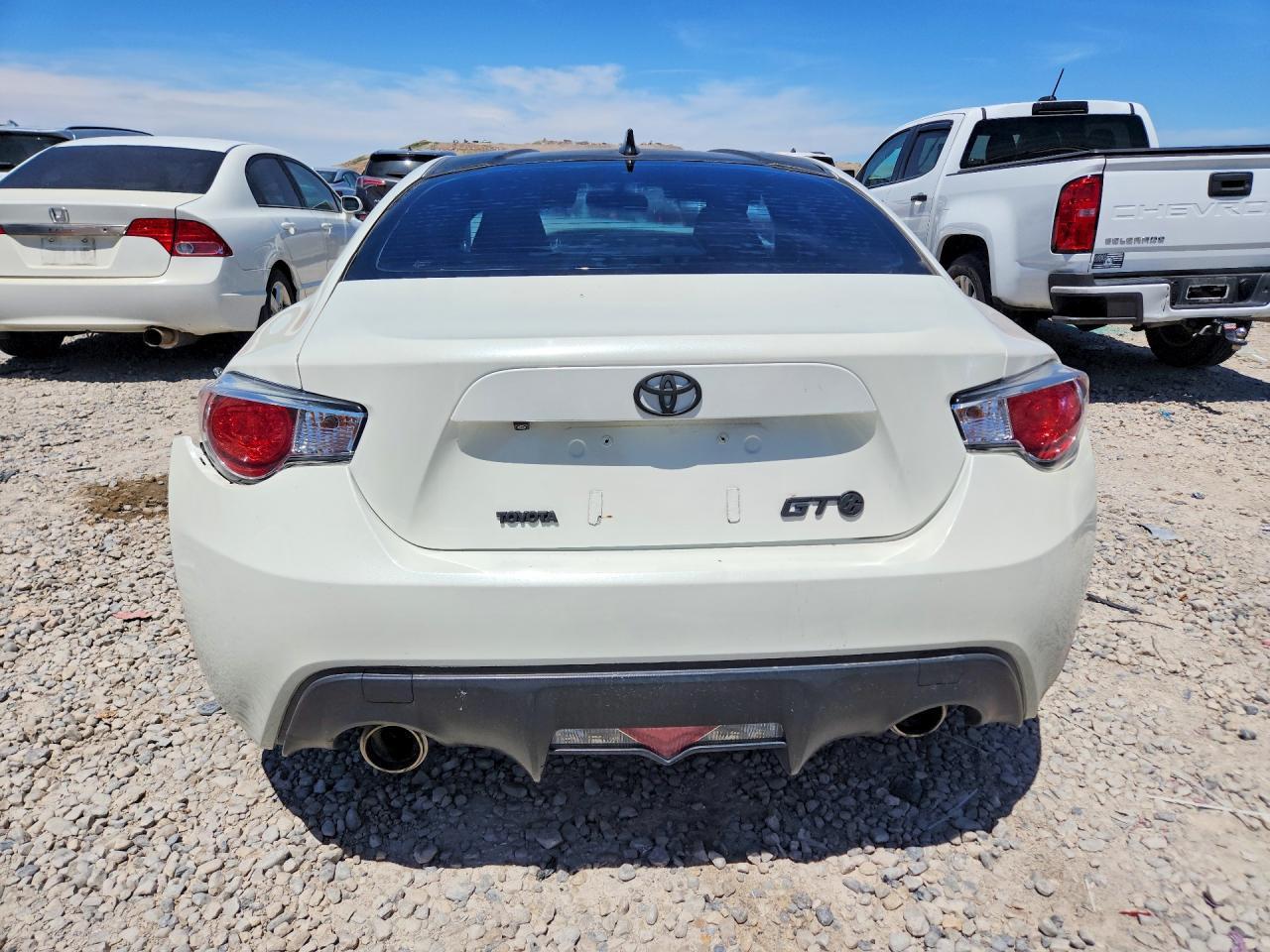 2016 SCION FR-S
